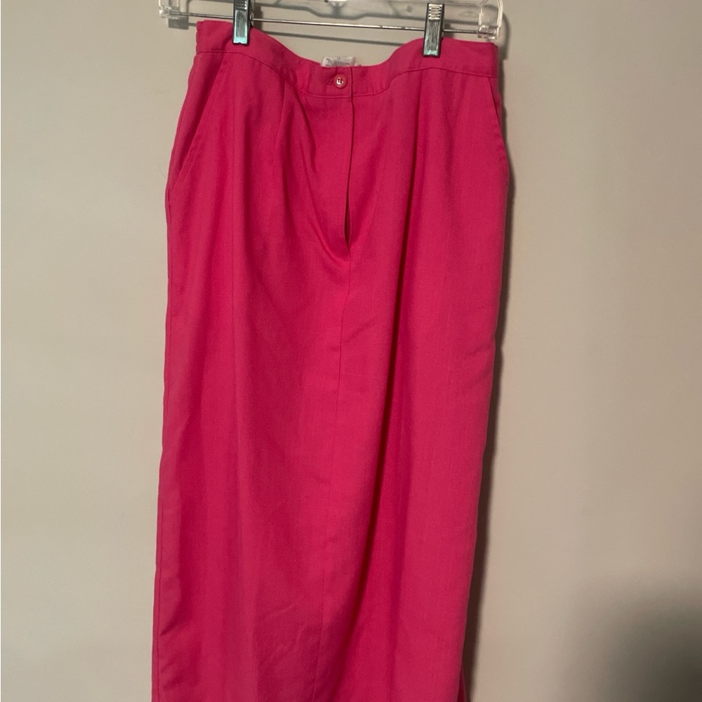 Elegant Pink Women's Skirt